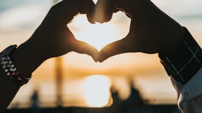 kunmingol.cn：网红情侣分手撕逼全记录，男方出轨证据曝光